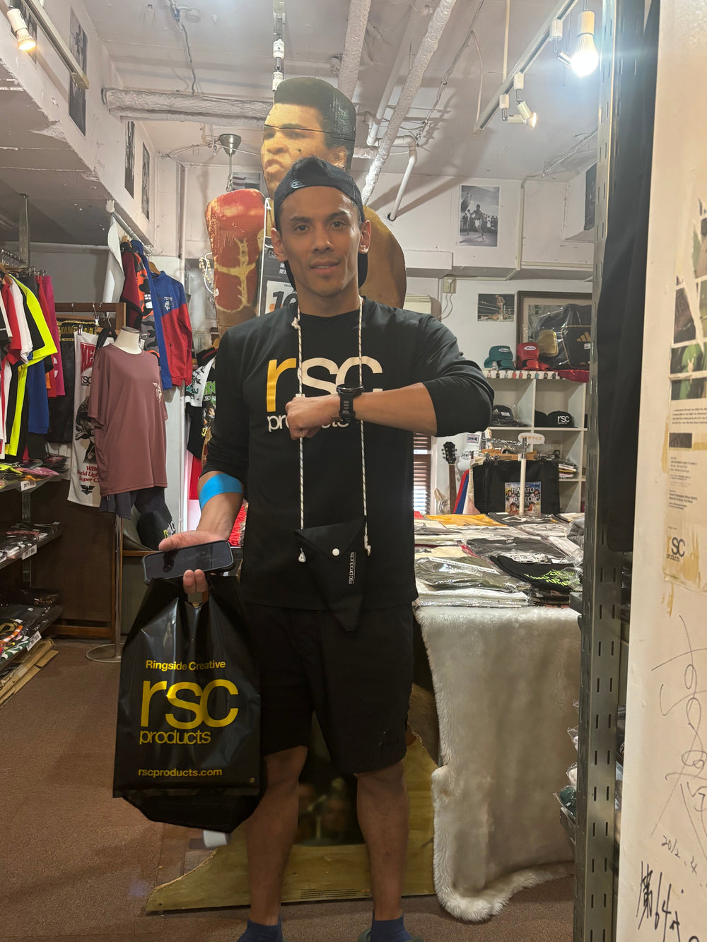 人との繋がりを大切に。健文トーレス選手がご来店