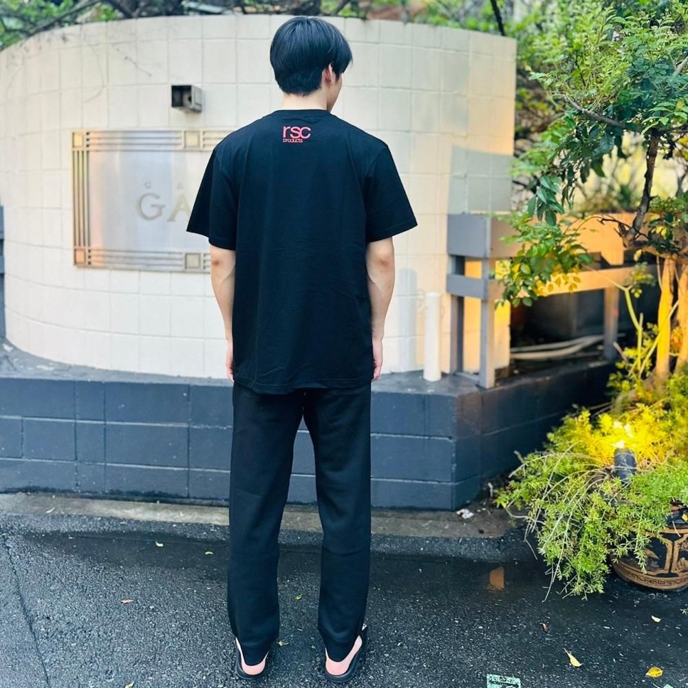 PEEK-A-BOO  Tシャツ（全３色）