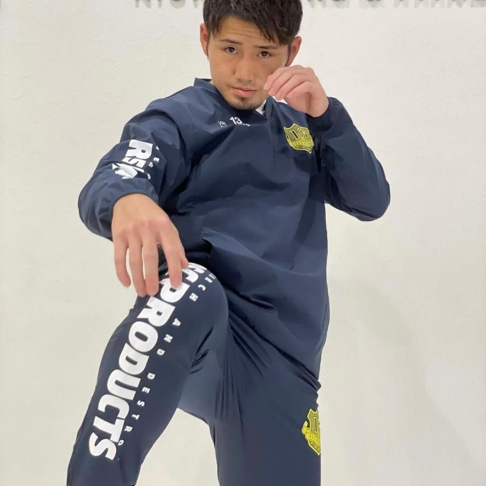 ロゴ  セットアップピステ上下セット