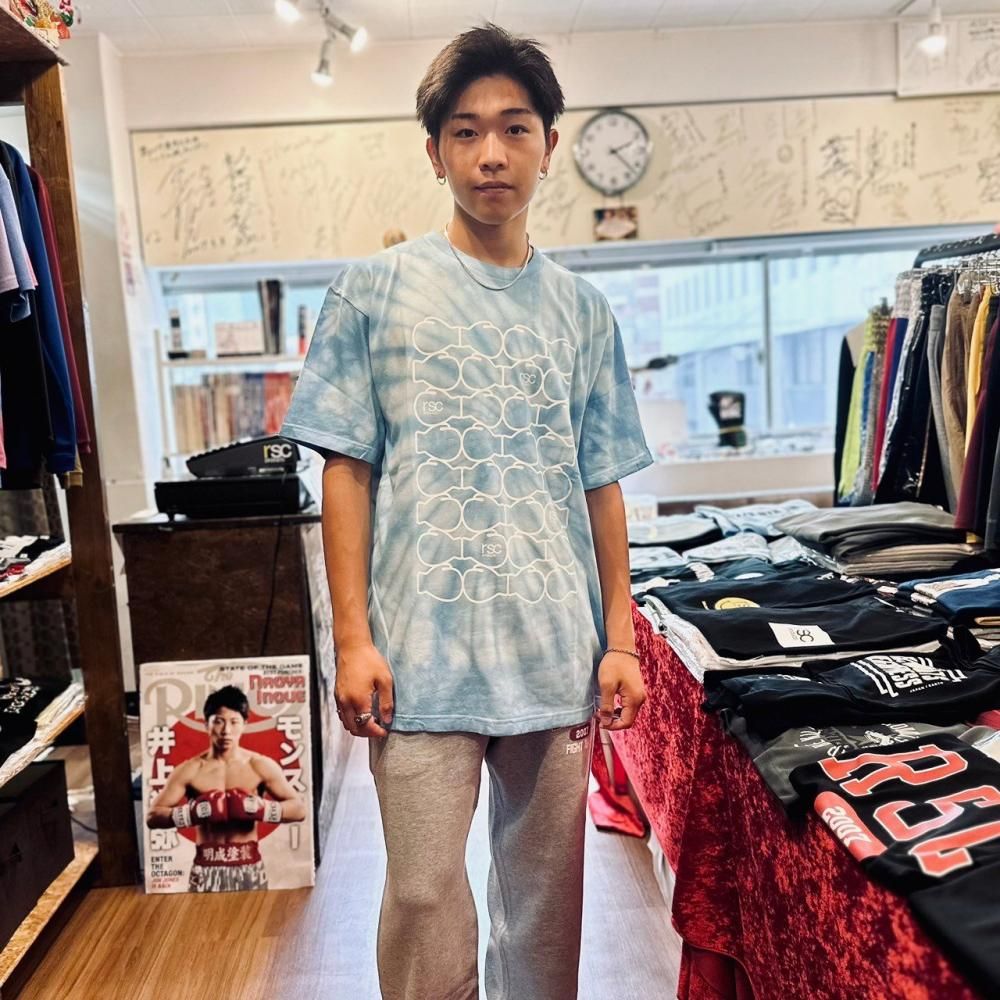【40%OFF OUTLET SALE】ボクシンググローブ総柄 タイダイTシャツ