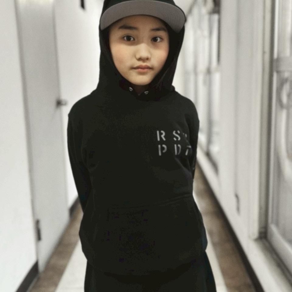 【新作】[KIDS] “IWU”  SWEAT プルオーバー